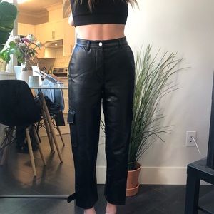 Aritzia Wilfred Modern Cargo Pants - Leather